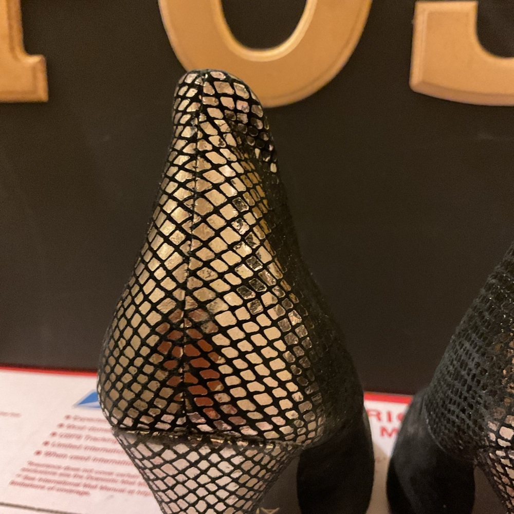 Aldo Black Suede Pumps with Gold Snake-Print Heel - Picture 3 of 5